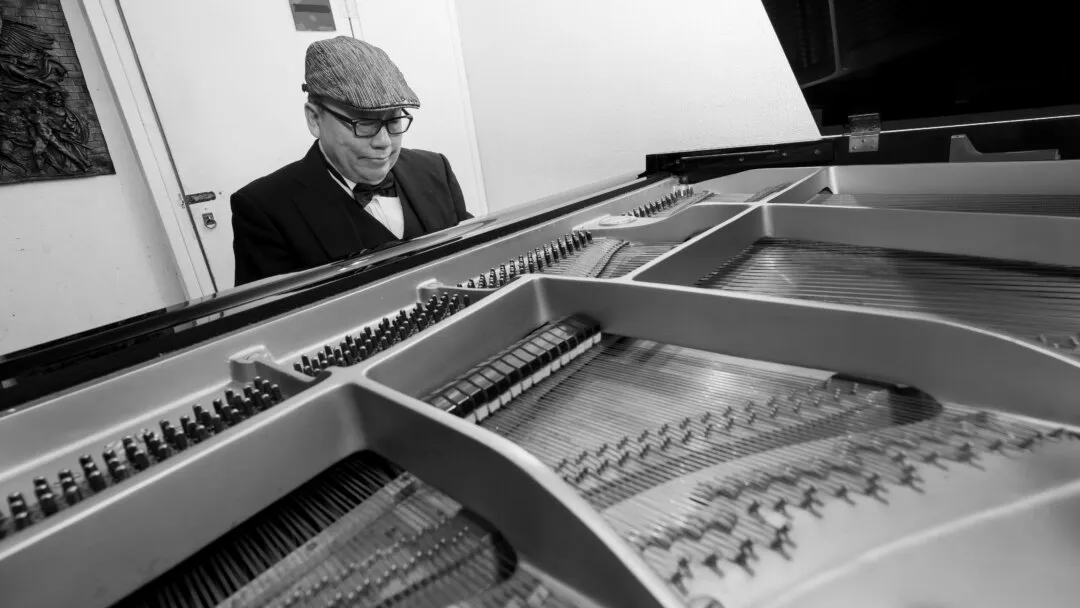 AKIRA KAWAI